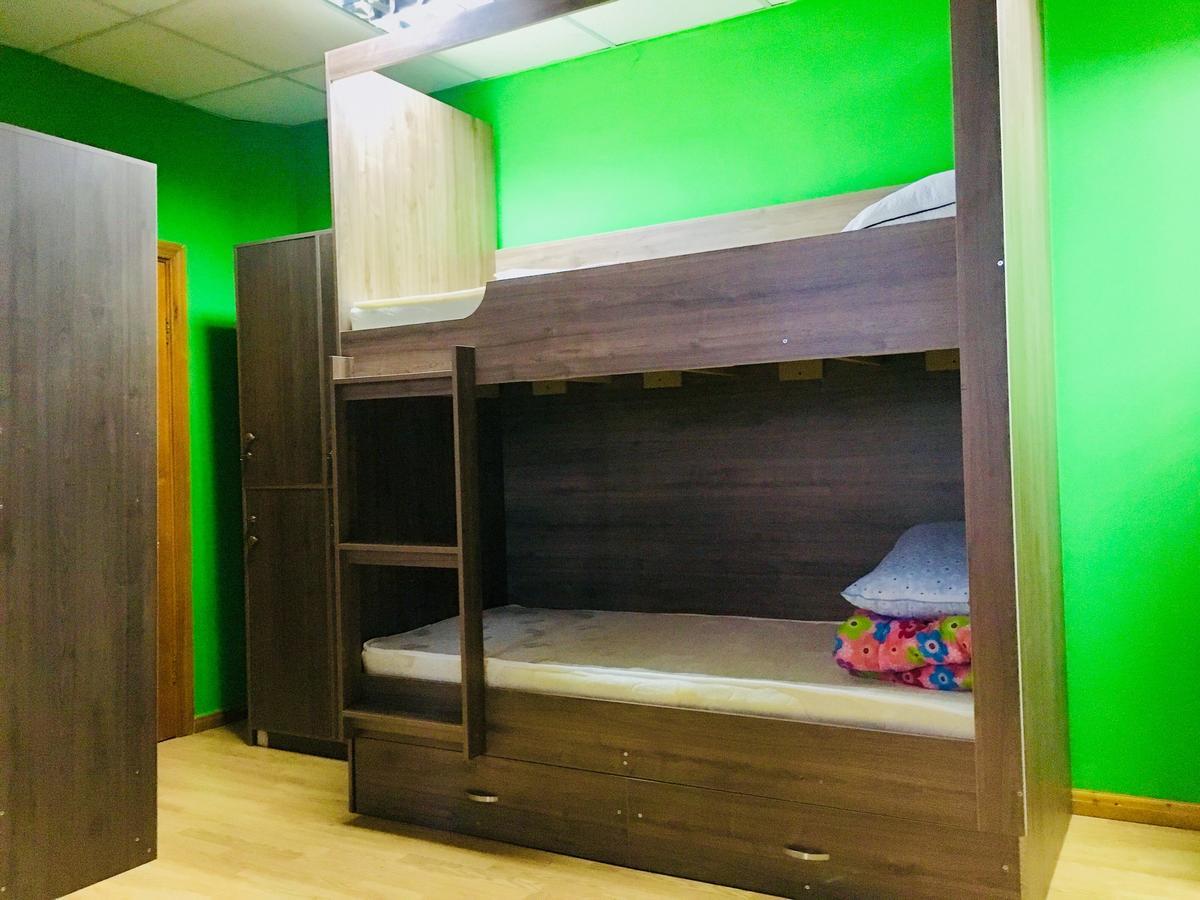 Apelsin Hostel Алмати Екстер'єр фото