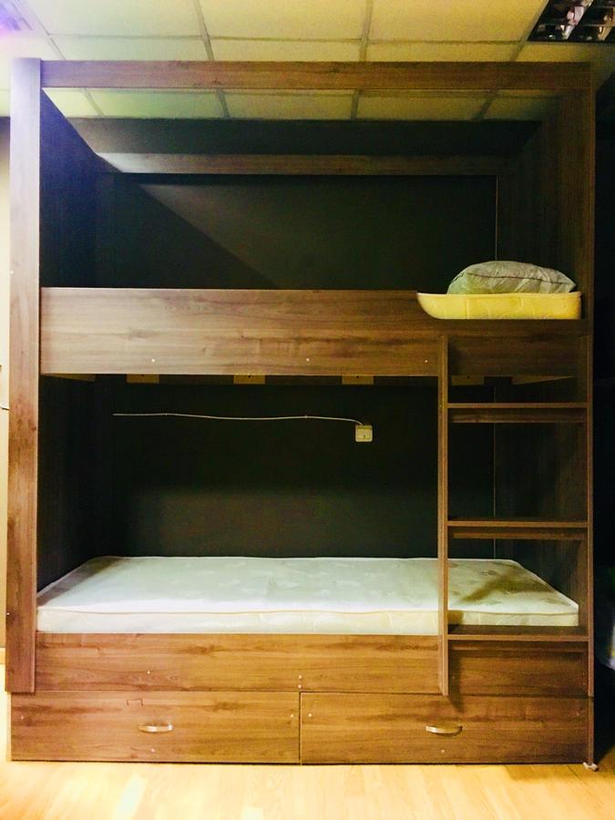 Apelsin Hostel Алмати Екстер'єр фото