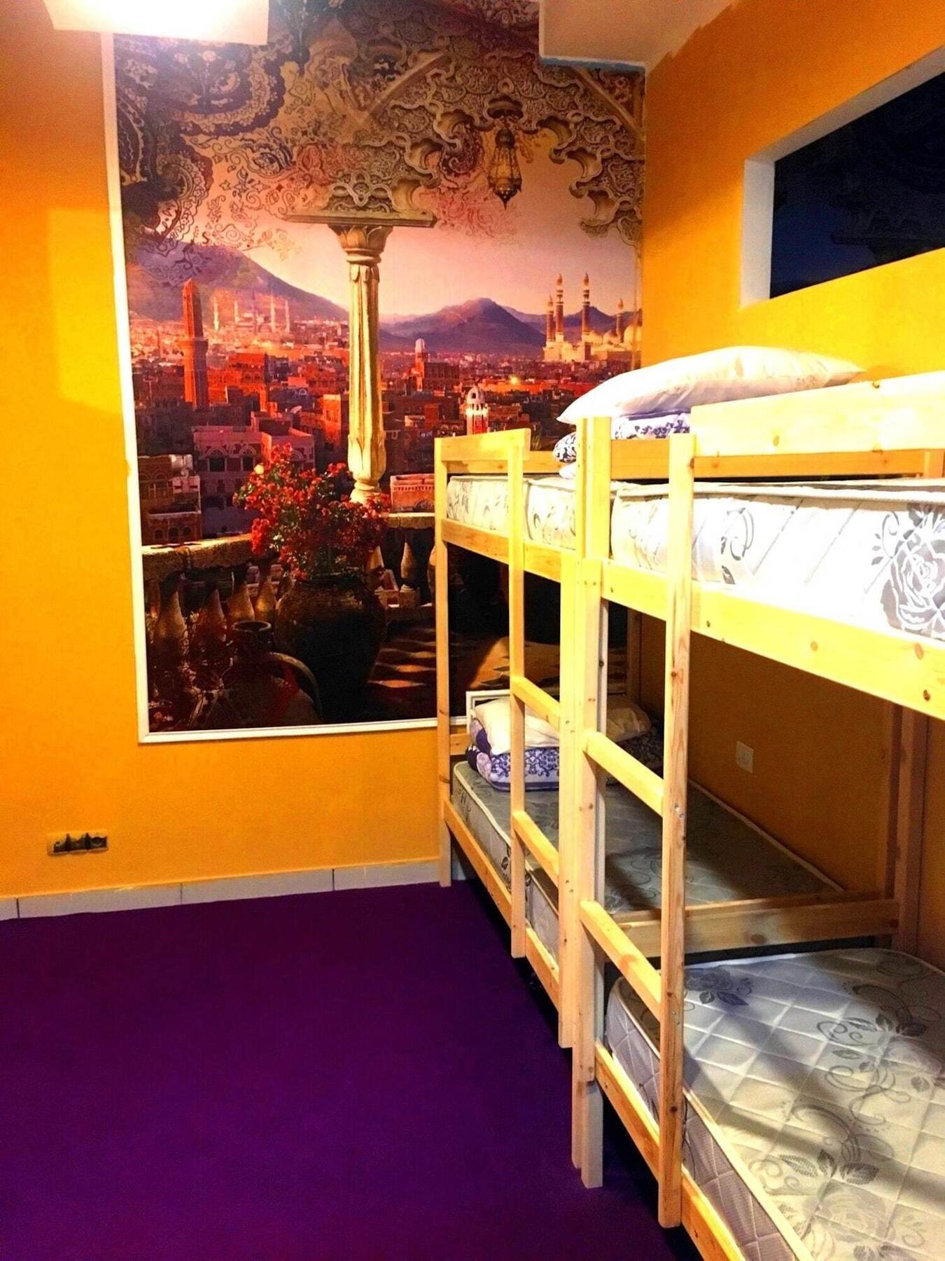 Apelsin Hostel Алмати Екстер'єр фото